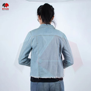 Veste en jean pour femmes Nouveau design tendance Couture durable Tissu doux au toucher Fournisseur en gros - Product Image 4