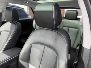 H & S EV HYUNDAI IONIQ 5 VOITURE D'OCCASION 2024 EV VÉHICULE ÉLECTRIQUE D'OCCASION TITRE PROPRE - Product Image 2