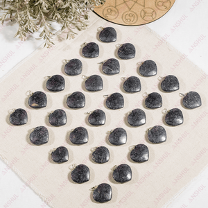 Wedding and Party Wear Best Quality Beautiful Design Crystal Gemstone Hematite <b>Heart</b> Shape Pendants at Bulk Purchase - Product Image 5