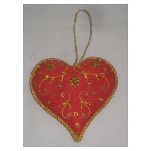 การออกแบบที่หรูหราสีแดงกับทองรูปหัวใจงานปัก zari เครื่องประดับต้นคริสต์มาสเครื่องประดับของขวัญของประดับงานเลี้ยงคริสต์มาส - Product Image 1