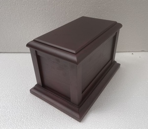 Urna de cremación de madera de acacia de alta calidad estilo europeo personalizable 220 pulgadas cúbicas excelente acabado precio bajo hecho Vietnam para - Product Image 1