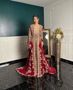 การออกแบบที่สวยงามของชุดเดรสสีน้ำตาลแดงประดับด้วยลูกปัดแก้วคริสตัล dabka งานมุกสำหรับงานปาร์ตี้-สึกหรอ/แต่งงาน = 2024 - Product Image 1