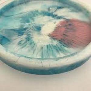 Plats et assiettes en résine marbrée tendance, forme ronde, motif personnalisé, moderne, passe au lave-vaisselle, plat de service alimentaire, écologique - Product Image 2