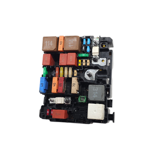 CITROEN C5 Aircross BOÎTE À FUSIBLES 9804846880 YHZ (DV5RC) Diesel 1500 (18>) - Product Image 2