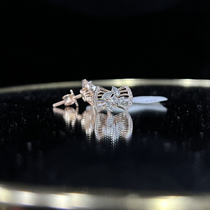 Boucles d'oreilles élégantes en forme de grappe de diamants naturels 14K or massif bijoux de luxe conception solitaire coupe brillante à la mode troisième partie - Product Image 6