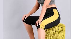 Premium Quality Plus Size <b>Women</b> Capri Legging Custom Logo Print Light Weight Breathable Solid Pattern Capri Legging for <b>Women</b> - Product Image 6