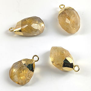 Pendentif Citrine à facettes de forme libre Composants de bijoux en pierres précieuses galvanisées en or avec breloques en citrine - Product Image 3