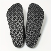 Confortable sans lacet Design avec Clip Toe Plate-forme polyvalente EVA Chaussures Chic Pantoufles pour femmes Tongs pour tenue décontractée