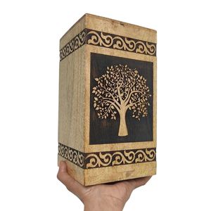 Urna Decorativa Grande Personalizada de Madera de Mango, Cenicero Artesanal para Cenizas de Cremación, Diseño de Grabado de Árbol, Personalizable, IBS Cuadrado 1-2L - Product Image 1
