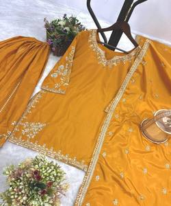 DESIGNER NATUREL CRÊPE BRODERIE SÉQUENCE TRAVAIL TOP PALAZZO AVEC DUPATTA FESTIVE WEAR PRIX DE GROS VÊTEMENT ETHNIQUE MOUTARDE - Product Image 5