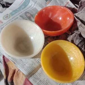 Bol en résine artisanal de haute qualité en bois poli soupe de nouilles servant des ustensiles de cuisine assiette de riz à la main technique sculptée - Product Image 1