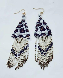 ต่างหูปักด้วยมือสำหรับผู้หญิงต่างหูแบบดีไซน์ใหม่สำหรับผู้หญิงต่างหูงานปักทำมือด้วยอัตราการขายส่ง - Product Image 5