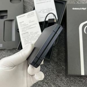 Teléfono Inteligente Samsung <span class=keywords><strong>Galaxy</strong></span> Flip7 de 512 GB Usado, Original, Desbloqueado, <span class=keywords><strong>5G</strong></span>, Teléfonos Móviles Usados de Segunda Mano, Venta al Por Mayor, Alta Calidad - Product Image 2