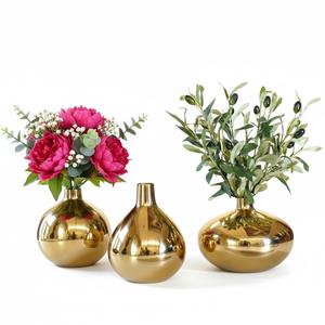 Ensemble de 2 vases à fleurs en métal doré faits à la main, vases décoratifs en fer brillant modernes pour la décoration de la maison, salon, mariage et cadeaux - Product Image 1