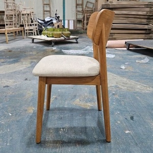 Dernier design de chaise de restaurant en bois minimaliste, solution de siège esthétique et robuste avec assise en mousse souple. - Product Image 4