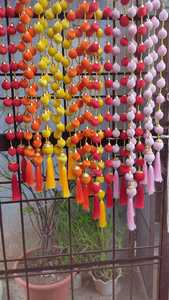 Cuerdas de borlas de bola de terciopelo indio para boda Haldi Mehndi escenario telón de fondo Diwali Eid Onam decoración de pared colgante regalo de inauguración de la casa - Product Image 4