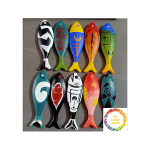 Poisson en bois fabriqué à la main sur mesure Article cadeau écologique pour les magasins côtiers et touristiques - Product Image 1