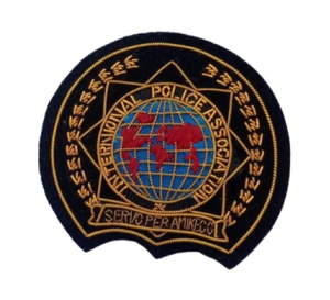 Logo du client Logo de broderie à la main de haute qualité Offre Spéciale nouvelle forme badges dorés - Product Image 6