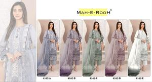 Traje pakistaní de alta demanda con texturas ricas en telas en capas para un uso lujoso a precio mayorista - Product Image 6