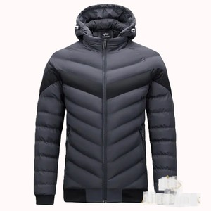 Chaqueta acolchada con capucha ecológica unisex de alta calidad con cierre de cremallera logotipo frontal personalizado informal a prueba de agua/viento - Product Image 4