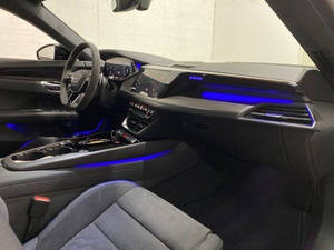 Audi e-tron GT quattro Premium Plus USADO 2024 - Product Image 6