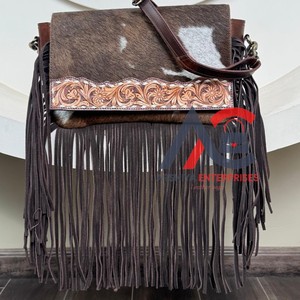 Nueva llegada fresca Último producto Mujeres Rectángulo de lujo Cuero de vaca Mano Tooled Diseño floral Vintage Satchel Crossbody Sling Bags - Product Image 1
