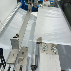 Copertura automatica impermeabile del braccio della manica del PE produzione macchina HDPE linea di produzione per polietilene con motore centrale - Product Image 5