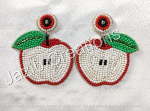 Style Boucles d'oreilles en perles Femmes Mode Perle Goujons Vintage Oriental Inspiré Bijoux Élégant Midi Clips Boucles d'oreilles - Product Image 5