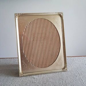 Minimalist Metal <b>Photo</b> <b>Frame</b> Ideal For Scandinavian Decor Themes And Modern Living Room Walls Design - Product Image 1