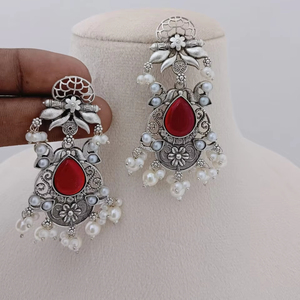 Conjunto de pendientes de gota Chandbali de plata oxidada antigua, diseño personalizable de patrón único lujoso para accesorios de moda - Product Image 1