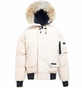 Blousons matelassés personnalisés de haute qualité à séchage rapide pour unisexe, prix de gros, fourniture d'usine, conception et logo personnalisés - Product Image 2