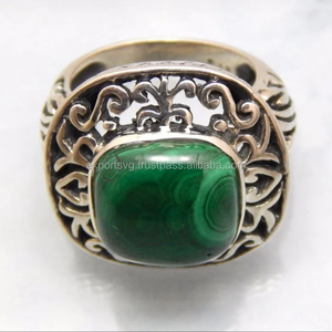 Bague Classique en Argent Sterling 925 pour Femme avec Pierre Précieuse Malachite, Sertie à Griffes, Idéale pour Mariages, Fêtes, Anniversaires - Certifiée CMA - Product Image 1