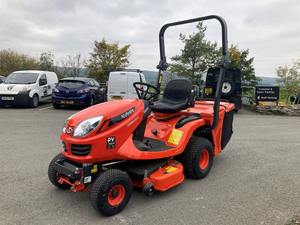 Offre Spéciale – Tracteur de Jardin Diesel Kubota GR1600 16 CV Original avec Plateau de Coupe Large 4x4 pour l'Agriculture et l'Aménagement Paysager - Product Image 4