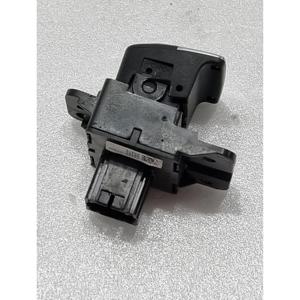 Pulsante Freno di Stazionamento FIAT 500 X Serie 07356123300 (15>) - Product Image 2