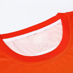 Uniforme de Fútbol de Equipo con Opciones Personalizadas de Nombre, Número y Logotipo Disponibles - Product Image 3