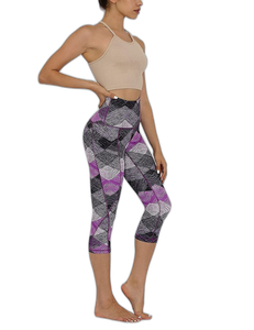 Women's Breathable Tie-Dye Yoga Capri <b>Leggings</b> Seamless Tummy Control Training Pants <b>with</b> <b>Pockets</b> for Active Gym <b>Workouts</b> - Product Image 2