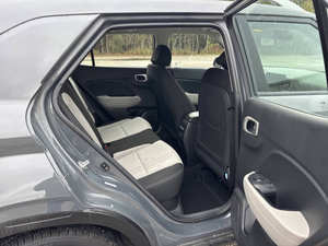 Hyundai Venue SEL Usado de 2024 - Product Image 3