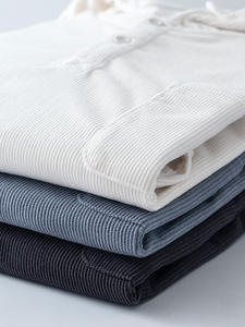 Sweat à capuche oversize en velours côtelé surdimensionné avec logo personnalisé avec 14 boutons et col et grandes poches avec cordon de serrage pour hommes - Product Image 4