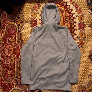 Venta al por mayor de chaqueta de los hombres a prueba de viento impermeable al aire libre con capucha cortavientos - Product Image 2