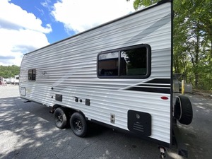 VENDEDOR VERIFICADO: Remolque J-a-y-c-o J-a-y F-l-i-g-h-t Slx 210QB USADO, modelo 2026, listo para la venta - Product Image 6