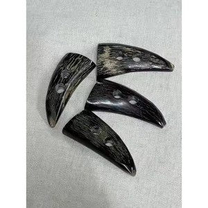 Boutons en corne de buffle sculptés à la main pour l'artisanat du cuir et les accessoires vestimentaires en laine par Tradebit - Product Image 2