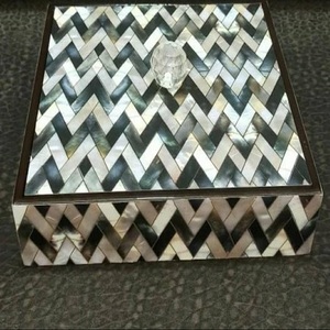 Caja de joyería de diseño moderno, cajas decorativas con forma cuadrada de madera y resina, Color gris, pájaro impreso, utilizado para accesorios de joyería modernos - Product Image 2