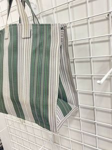 กระเป๋าช้อปปิ้งลายทางมีซิปใช้ซ้ำได้กระเป๋าชายหาดและเครื่องสำอางแฟชั่นรีไซเคิลเป็นมิตรต่อสิ่งแวดล้อมออกแบบได้ตามต้องการ - Product Image 3