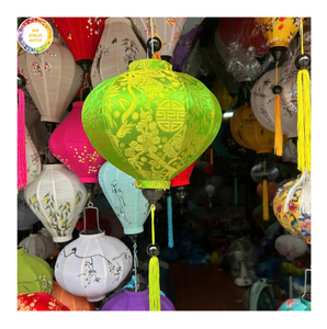 Linterna de seda para festivales y celebraciones linternas hechas a mano de Vietnam que mejoran los momentos alegres a granel disponibles para los compradores - Product Image 1