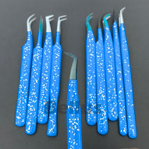 Pince à cils de conception moderne professionnelle avec finition argentée Pointe de précision en acier durable Outil d'extension de cils avec logo personnalisé - Product Image 6