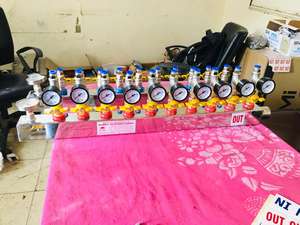 Colector de Agua Internacional Dubey de 10 Entradas y Salidas Super A con Válvula de Bola y Manómetro, 2 Años de Garantía, Resistente a la Oxidación - Product Image 3