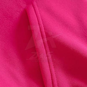 Ensemble 2 pièces sweat à capuche et short pour femmes vêtements de plein air Ensemble sweat à capuche et short pour femmes à bas prix au Pakistan - Product Image 5