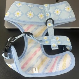 Harnais pour chien réglable à motif floral bleu clair, fermeture à boucle, style mignon pour petits chiens - Product Image 5