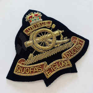 Meilleures ventes : Badges brodés à la main de qualité supérieure, confortables, pour blazers et uniformes, faible MOQ, vente en gros, logo personnalisé - Product Image 4