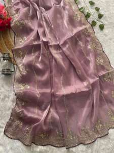 Diseñador indio de Bollywood, Ropa Étnica, suave tela de seda bordada, Jari Work Border Saree, elegante blusa exclusiva para mujer - Product Image 3